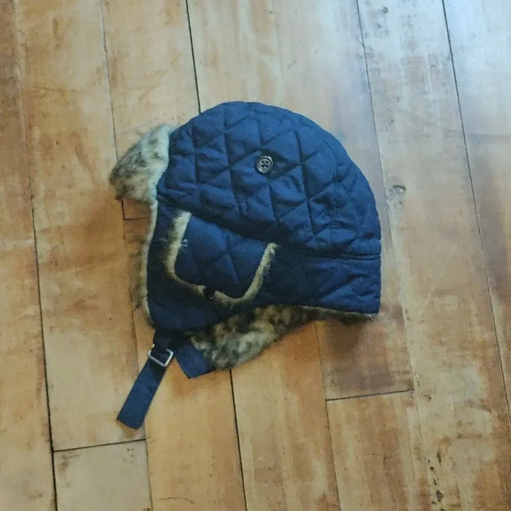 Place cozy navy